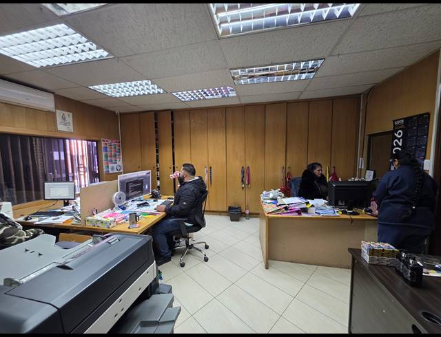 6,000M² WAREHOUSE FOR SALE IN CROWN